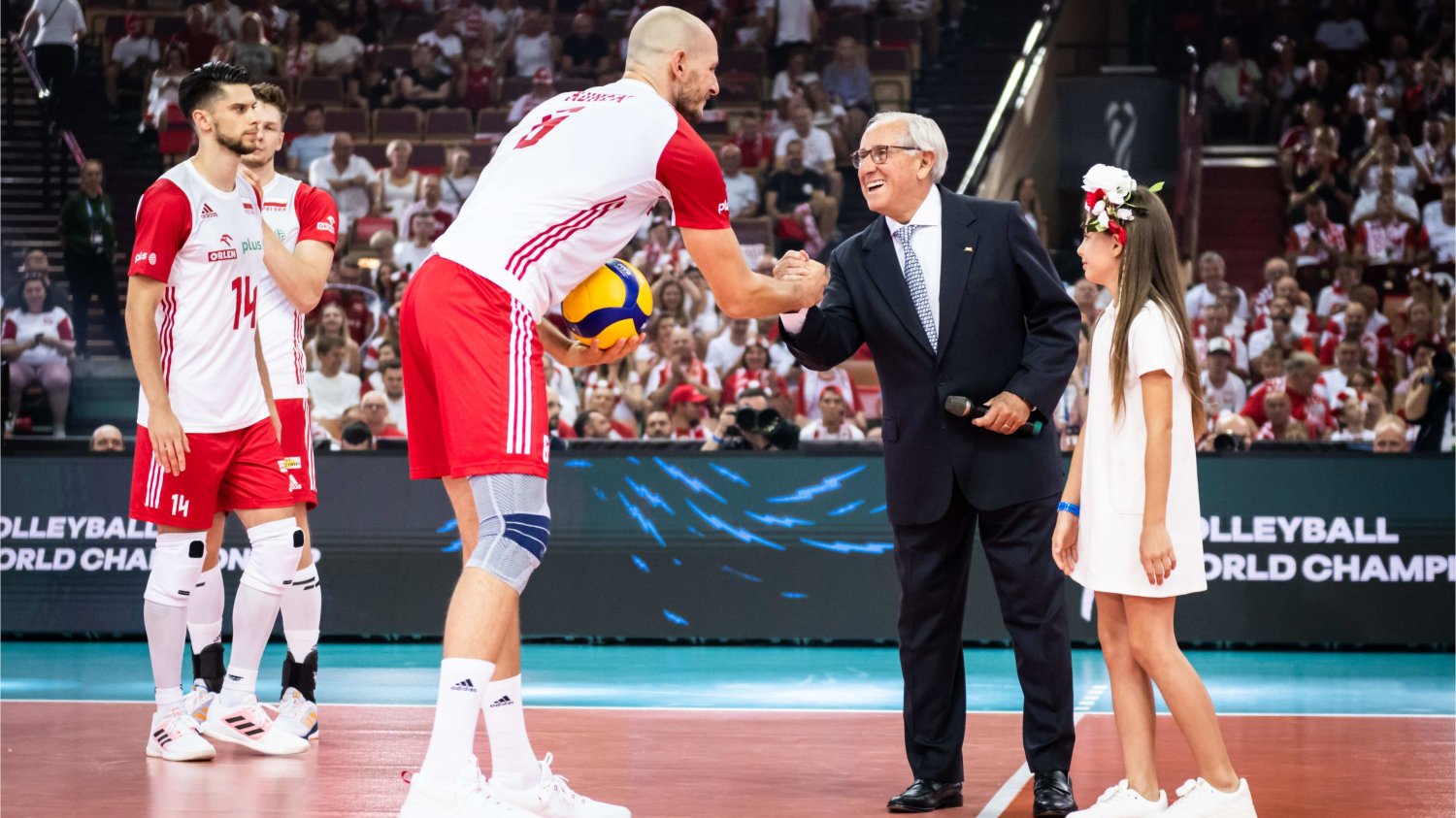 Polska - USA, czyli mecz ważniejszy, niż nam się może wydawać. Bartosz Kurek za ten chaos może podziękować szefowi FIVB