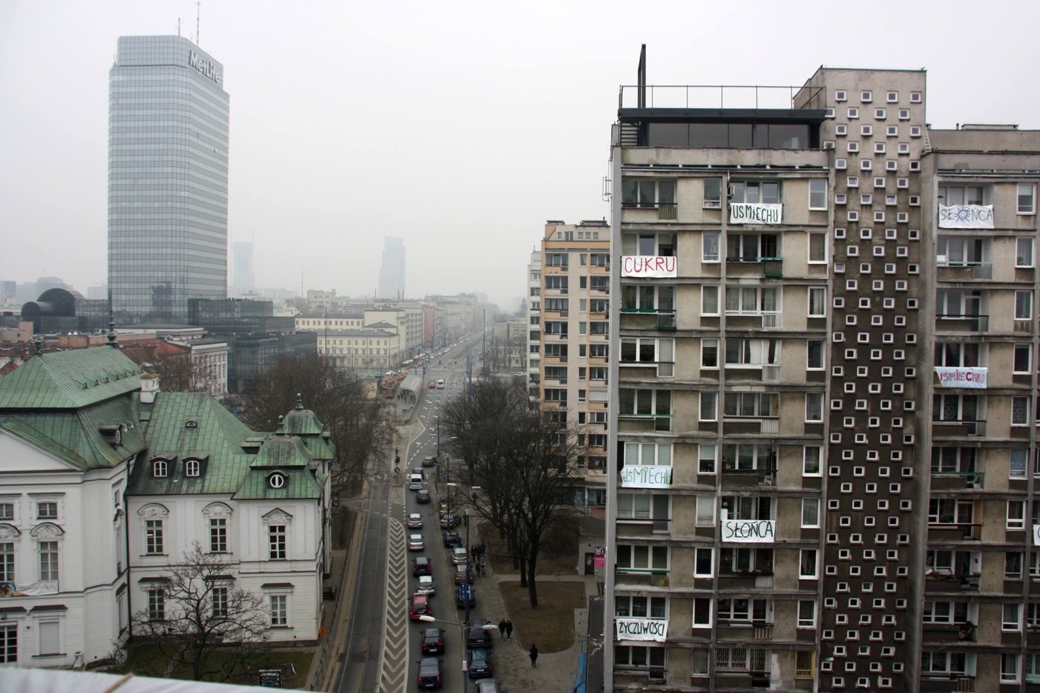Czego życzą sobie mieszkańcy Warszawy? Dobrego dnia, pogody i uśmiechu, ale też... cukry czy mostów
