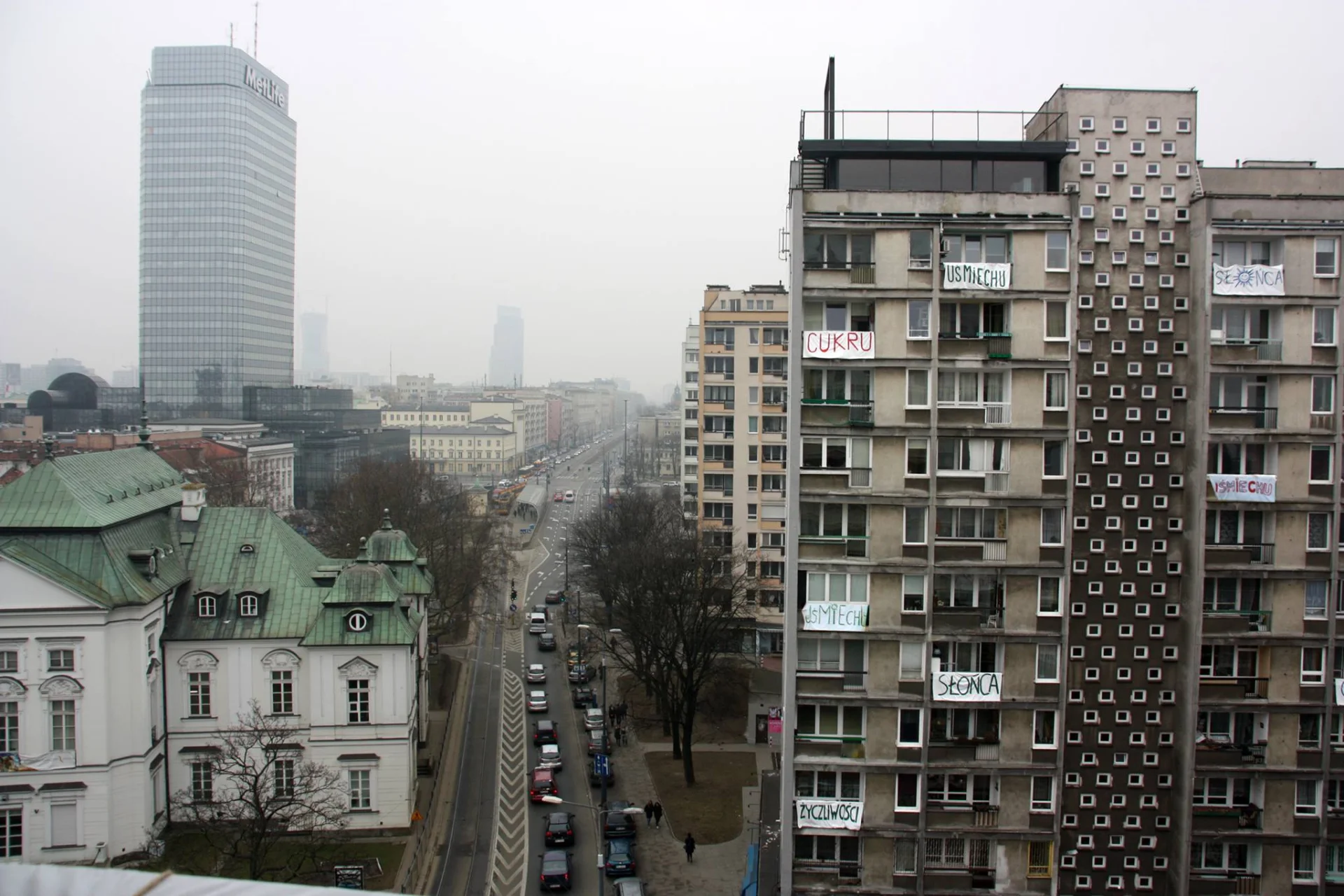 Czego życzą sobie mieszkańcy Warszawy? Dobrego dnia, pogody i uśmiechu, ale też... cukry czy mostów