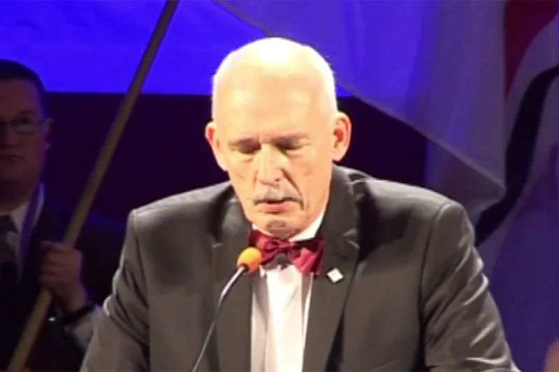 Kongres Nowej Prawicy Janusza Korwin-Mikkego rywalizuje z Ruchem Narodowym na nudne spoty wyborcze.