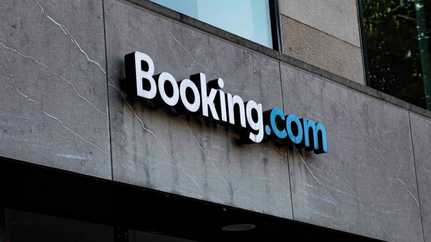 UOKiK ukarał Booking.com Booking.com ukarany przez UOKiK