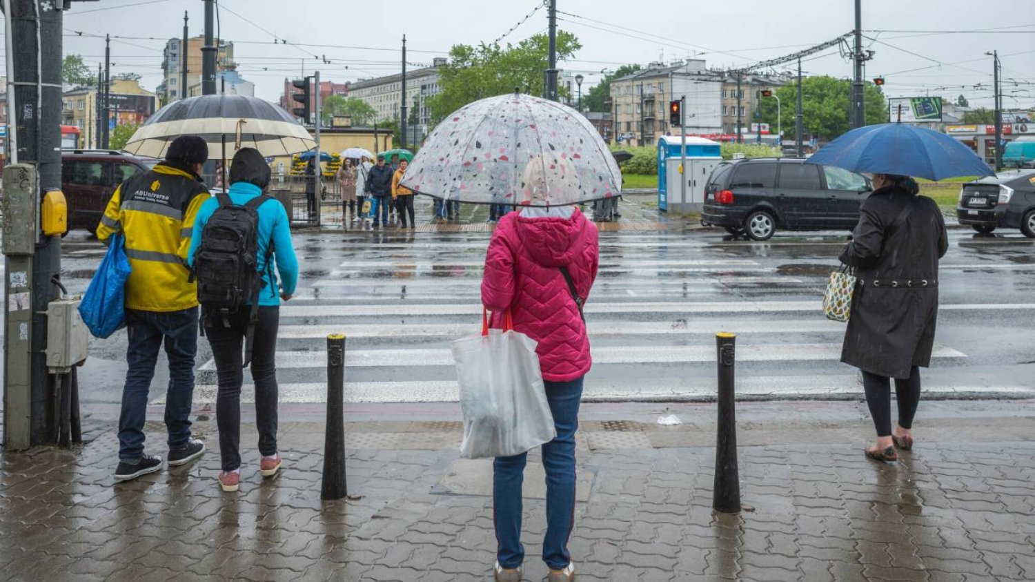 Powrót deszczu po słonecznym weekendzie. Oto, kiedy znowu się rozpogodzi