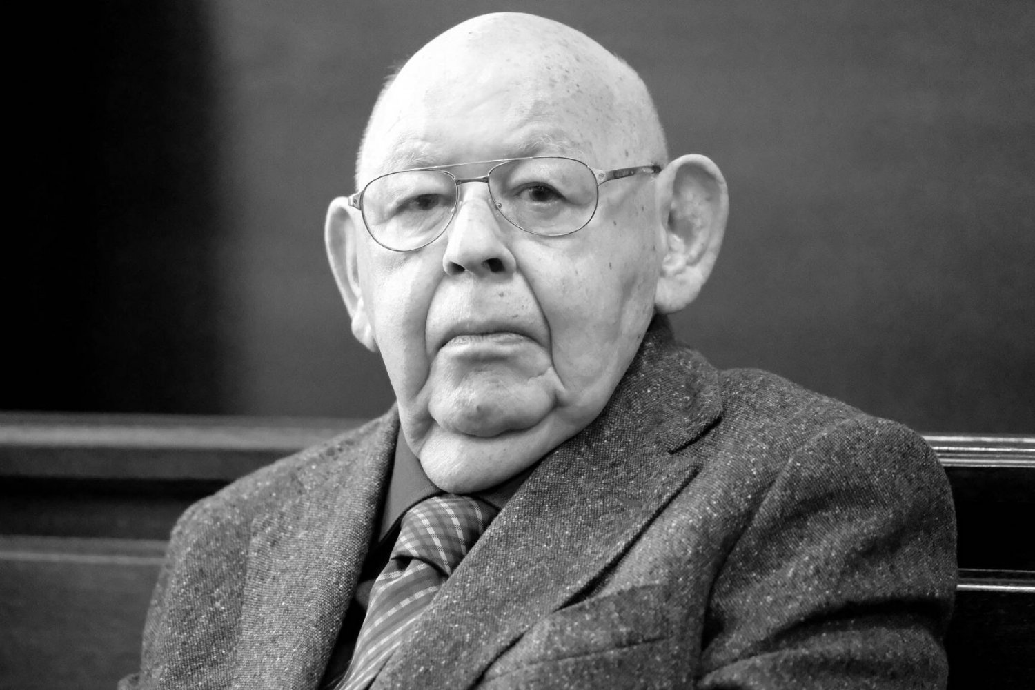 Jerzy Urban nie żyje. Internauci: "figura kłamstwa, cynizmu i władzy"