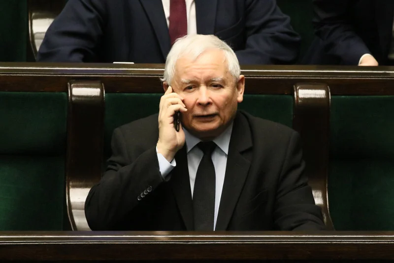 Niektóre wydatki największych polskich partii politycznych są dosyć dziwne.