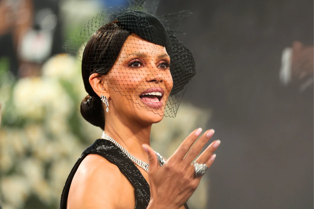 Halle Berry w odważnej sukni na Met Gali 2025 Halle Berry na Met Gali 2025
