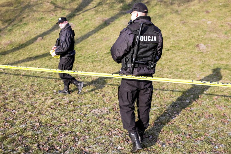 Policja twierdzi, że traktuje sprawę zaginięcia Rafała Stankiewicza priorytetowo. Rodzina i znajomi zaginionego oskarżają funkcjonariuszy o bezczynność i Stankiewicza na własną rękę.