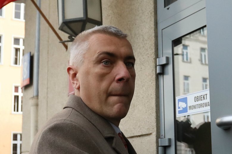 Roman Giertych żąda wykluczenia prokurator prowadzącej postępowanie w sprawie Srebrnej.