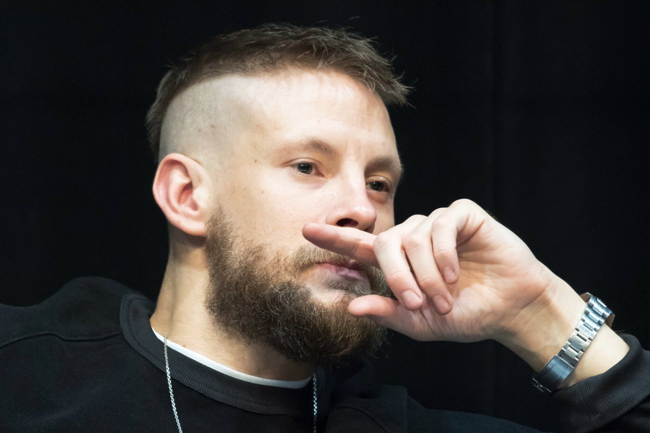 Wywiad z Sebastianem Fabijańskim. Co powiedział o zdradach i Rafalali?