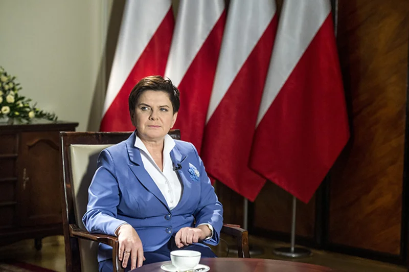 Premier Beata Szydło przygotowuje się do występu w telewizji
