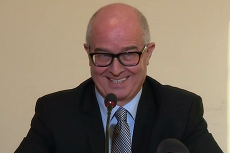 Prokuratur generalny Andrzej Seremet zażartował przed konferencją prasową.