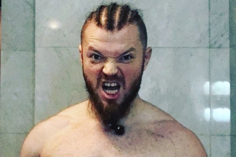 Sylwester Wardęga zawalczy w FAME MMA 9. Jego rywalem będzie youtuber "Blonsky"