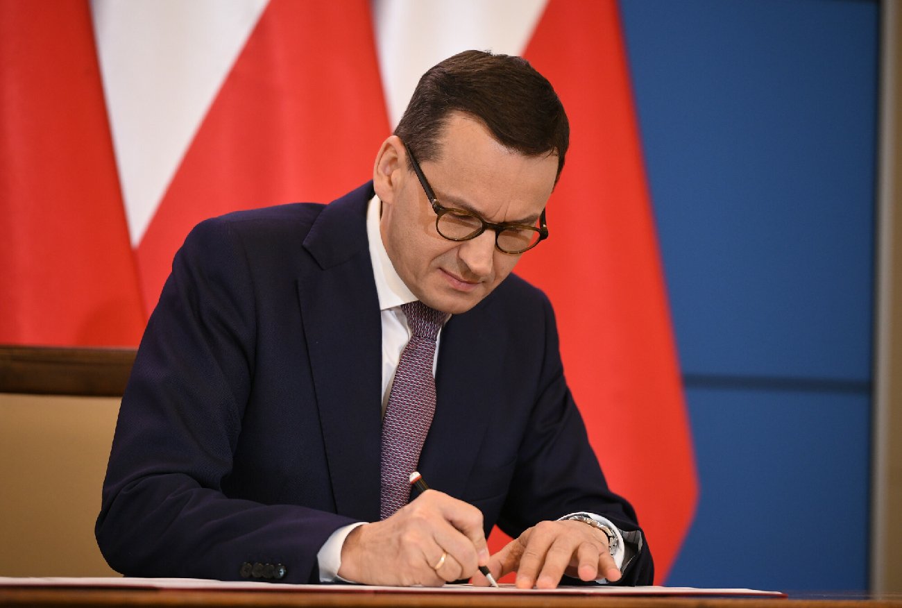 Mateusz Morawiecki podpisał rozporządzenie. Oto 10 nowych miast na mapie Polski