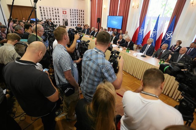 Konferencja Komisji Smoleńskiej.