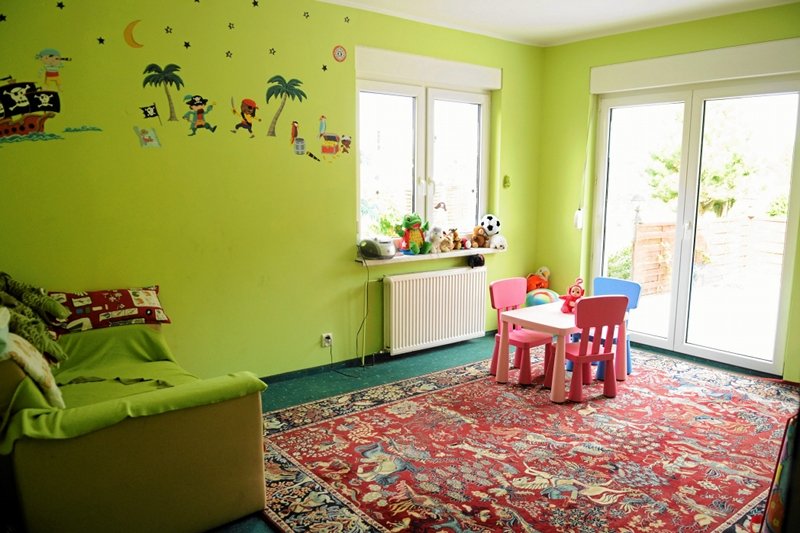 W Starogardzie Gdańskim w jednym ze żłobków rodzice nagrali opiekunki ich dziecka, które krzyczały i zastraszały znajdujące się w placówce dzieci.