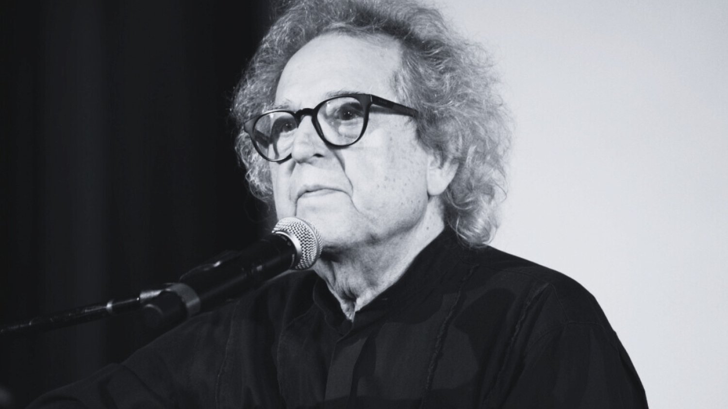 Tadeusz Woźniak, kompozytor utworu "Zegarmistrz światła", nie żyje. Tadeusz Woźniak, kompozytor utworu "Zegarmistrz światła", nie żyje.