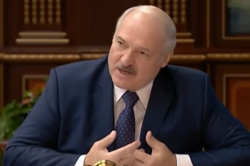 Łukaszenka zaprasza Dudę do "konstruktywnego dialogu"