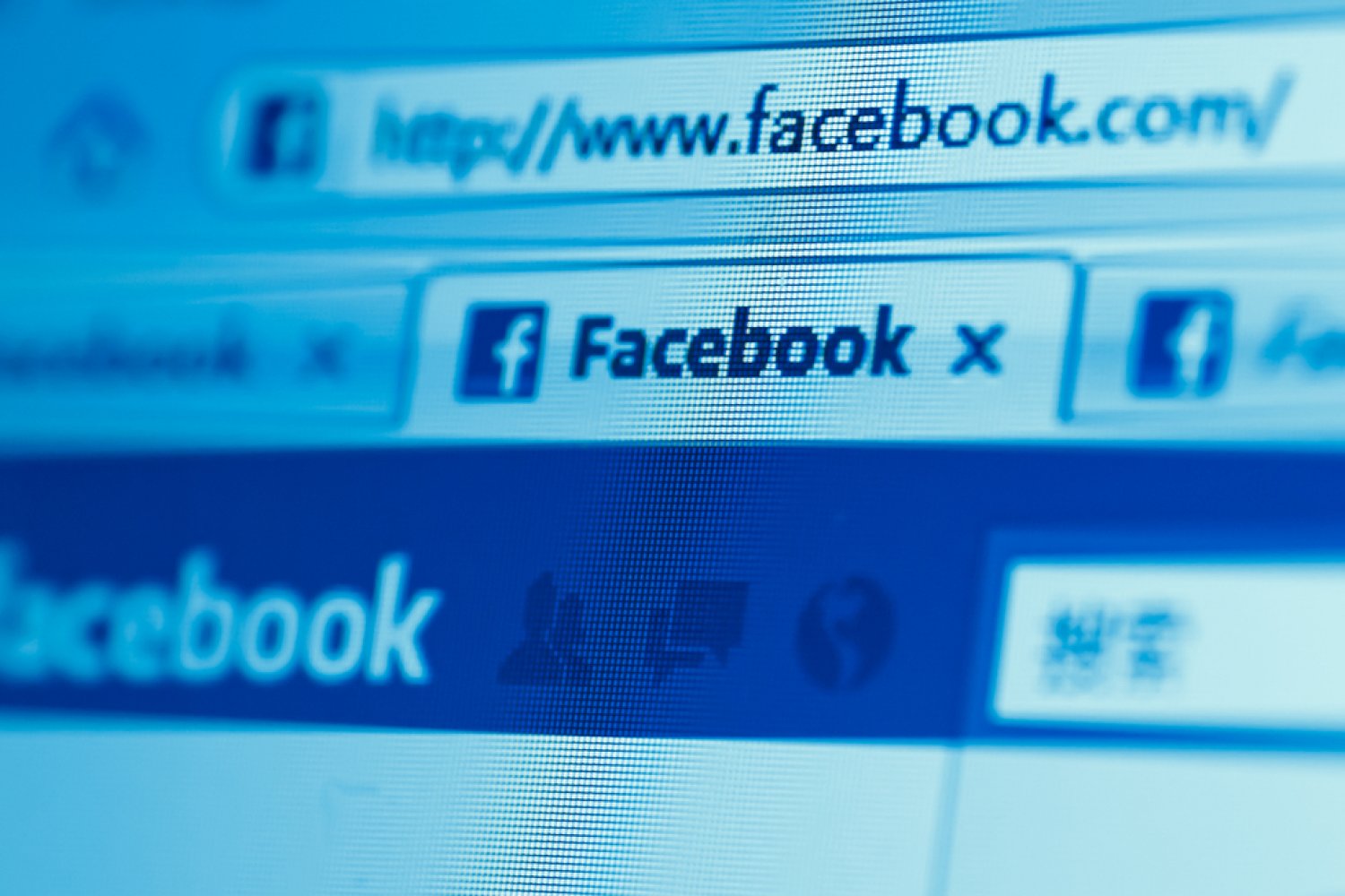Oświadczenie o prawach autorskich opublikowane na facebookowym profilu niewiele da.