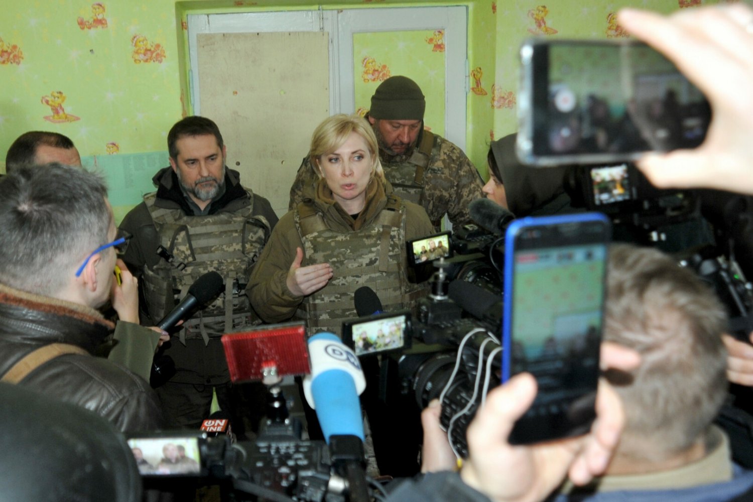 Na zdjęciu: Iryna Wereszczuk z szefem Obwodowej Administracji Państwowej w Ługańsku, 19 lutego 2022