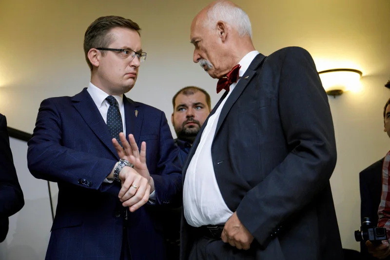 Zlikwidować kuratoria i wydziały oświaty – to jeden z postulatów edukacyjnych Konfederacji.