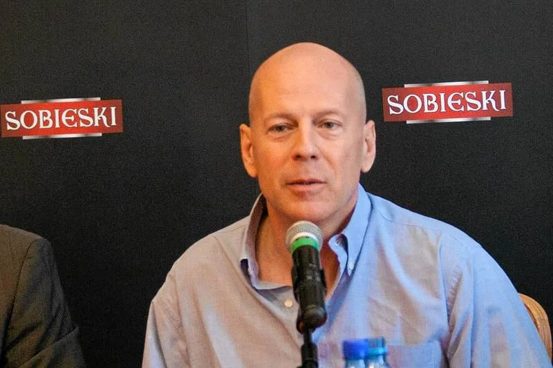 Bruce Willis na konferencji prasowej