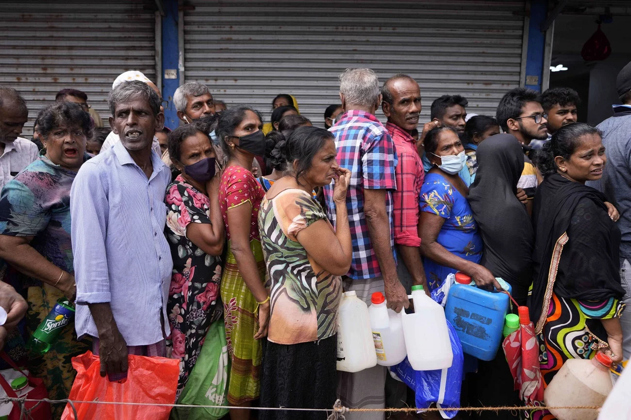 Sri Lanka zmaga się z największym kryzysem humanitarnym w swojej historii.