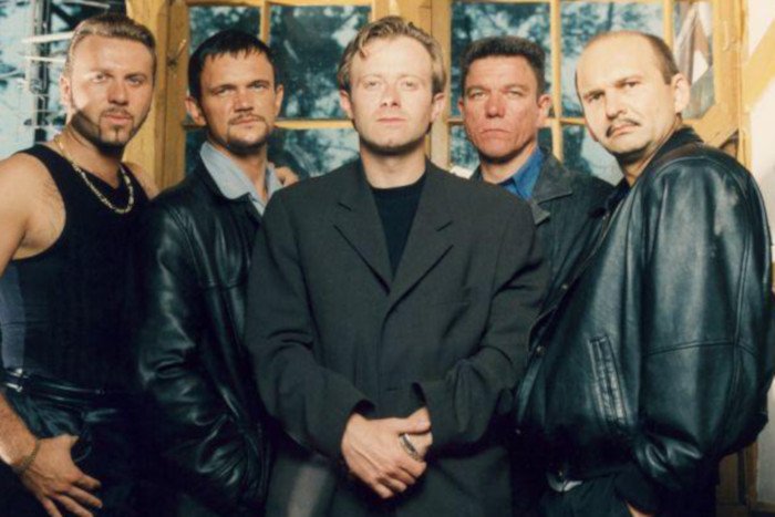 "Chłopaki nie płaczą" to jedna z kultowych polskich komedii