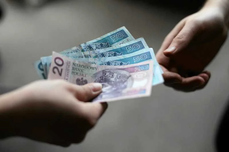 Grupa Państw Przeciwko Korupcji (GRECO) pochwaliła Polskę za walkę z korupcją. Jednocześnie wytknęła nam poważne braki