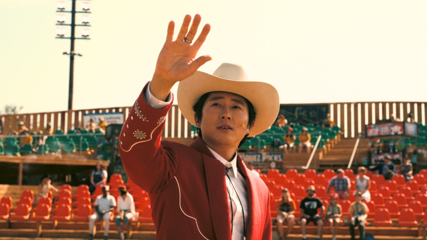 Na HBO Max wleciał szalony film. Dla niektórych jest niedocenionym arcydziełem Steven Yeun w filmie "Nie!"