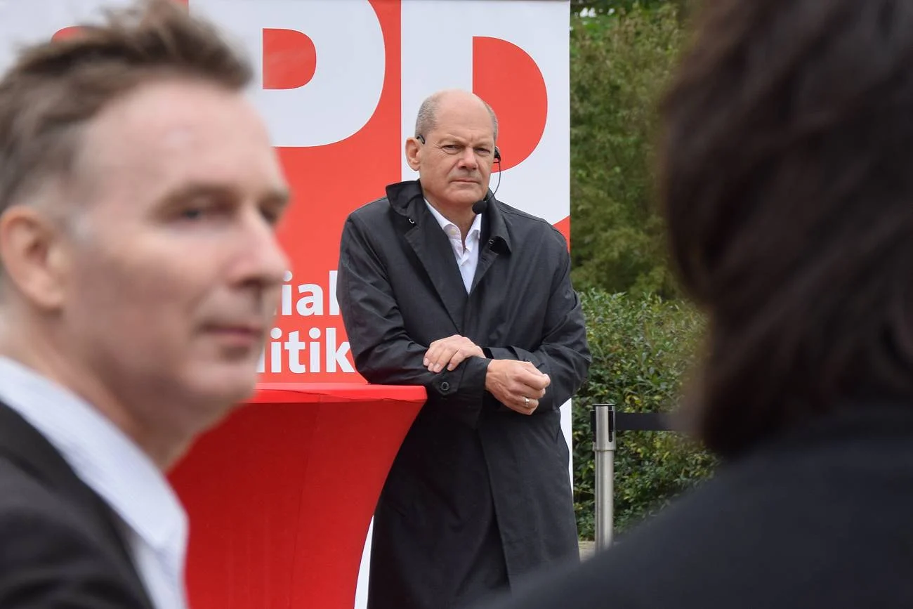 Olaf Scholz o głos swoich bezpośrednich wyborców w Poczdamie zabiegał jeszcze w przedwyborczą sobotę.