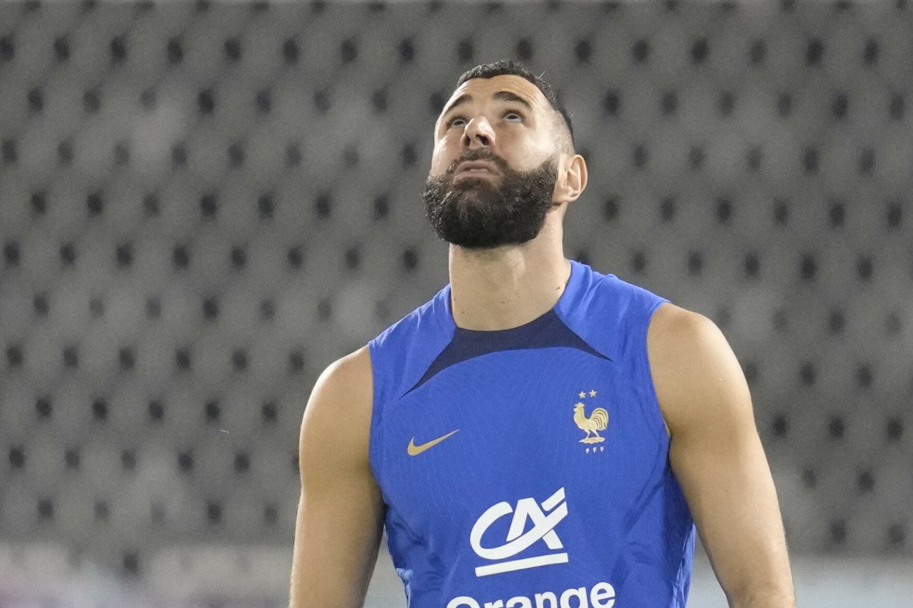 Karim Benzema ma za sobą świetny rok. Francuz sięgnął m.in. po Złotą Piłkę, wyprzedzając m.in. Roberta Lewandowskiego.