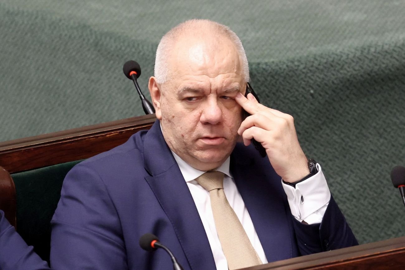 Sasin grozi rządowi po incydencie w ambasadzie w Berlinie. "Za dwa miesiące..."