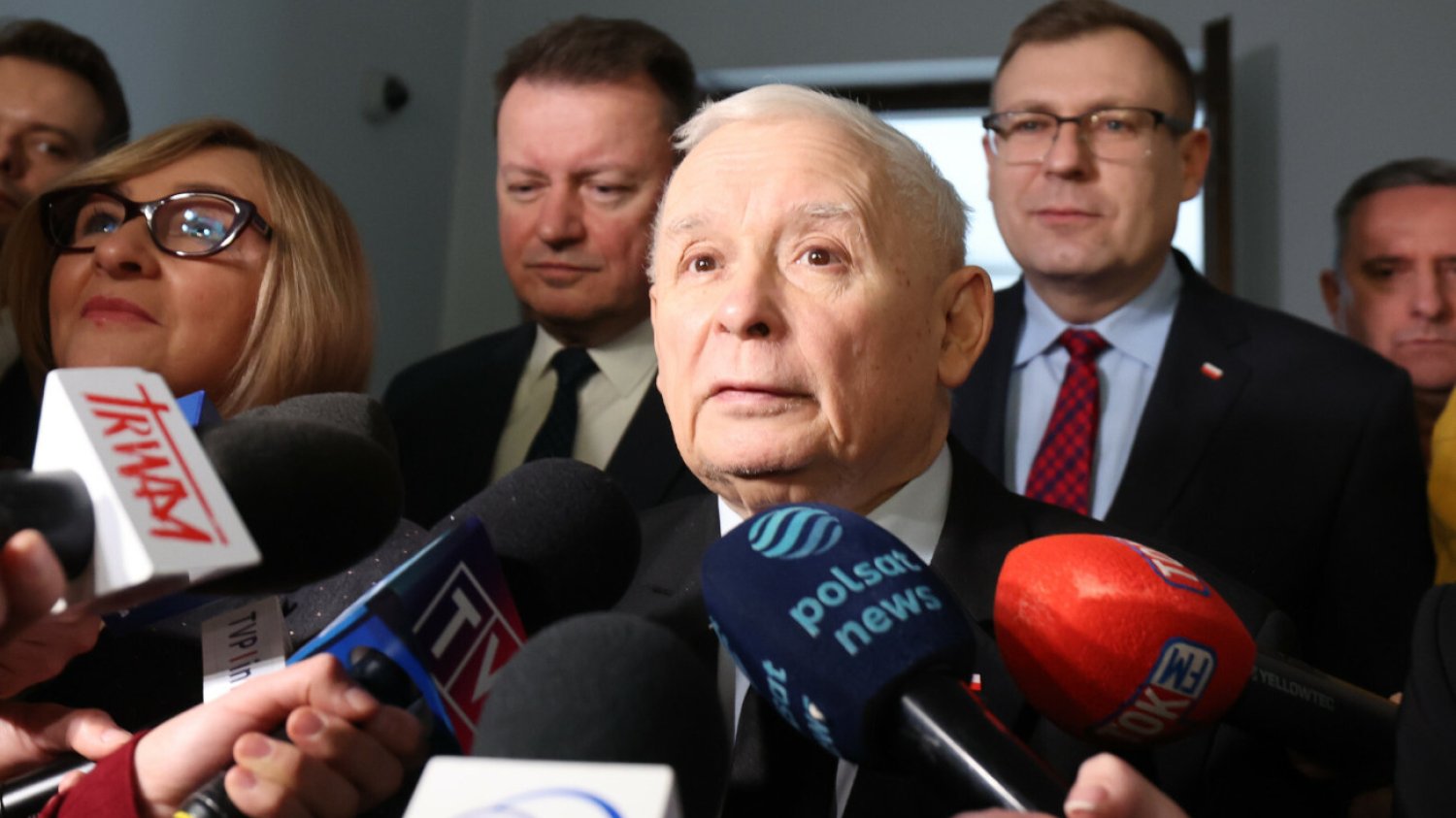 Czy w Polsce mamy zamach stanu? Prof. Chmaj dla naTemat: Wniosek prezesa TK jest niepoważny W Polsce mamy zamach stanu? Zapytał konstytucjonalistę, jaka jest prawda