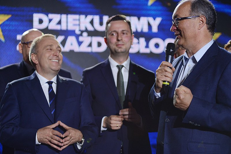 Zjednoczona opozycja PO, PSL i SLD ma szansę powalczyć z PiS w wyborach parlamentarnych.