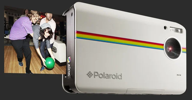 Polaroid po "liftingu", czyli nowczesny model aparatu – Z2300.