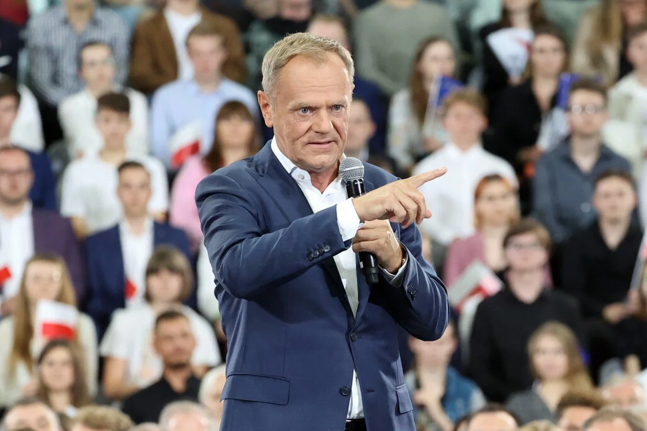 Donald Tusk ostro o rządzie PiS: Państwo mafijne. Donald Tusk w Ostrzycy.