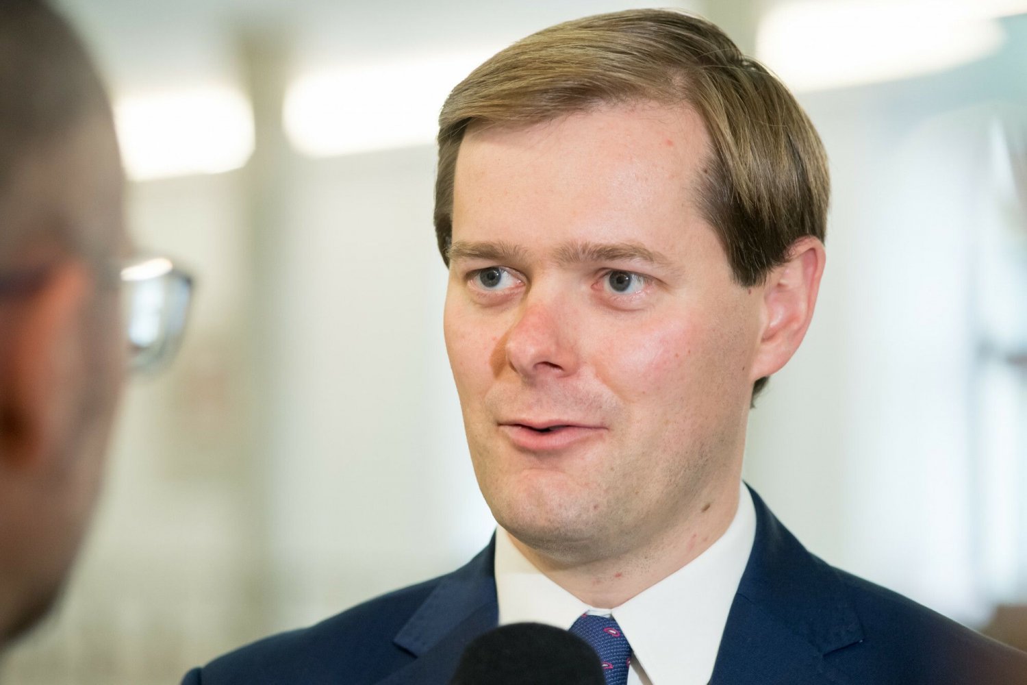 Poseł Jarosław Krajewski z PiS namawia swój rząd do walki o roszczenia od Czech.