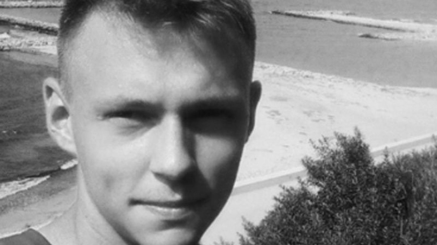 O śmierci Mateusza Jacaka poinformowała na Facebooku jego mama.