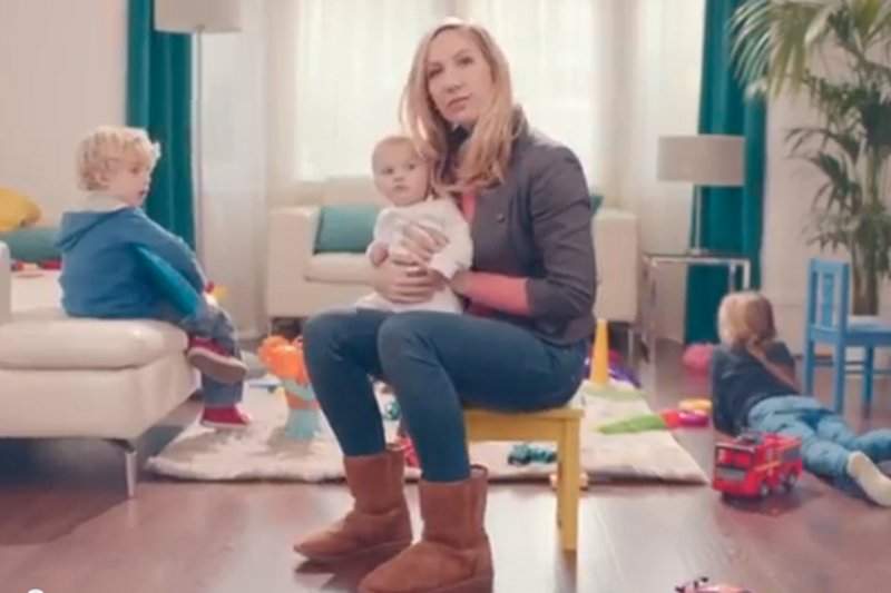 Printscreen z filmu reklamowego "The Motherhood" feat. Fiat 500L.