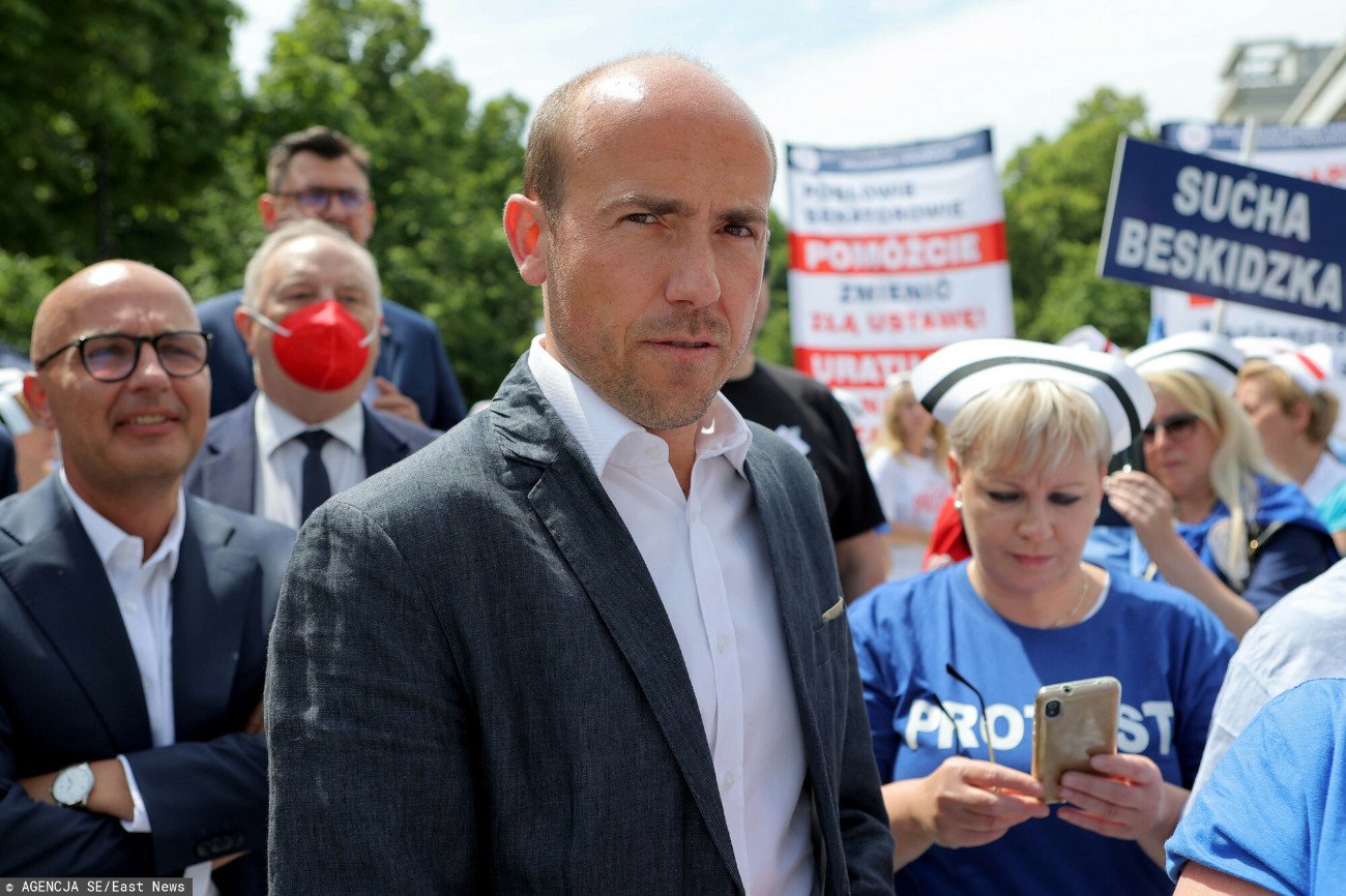 Borys Budka ma powody do radości.