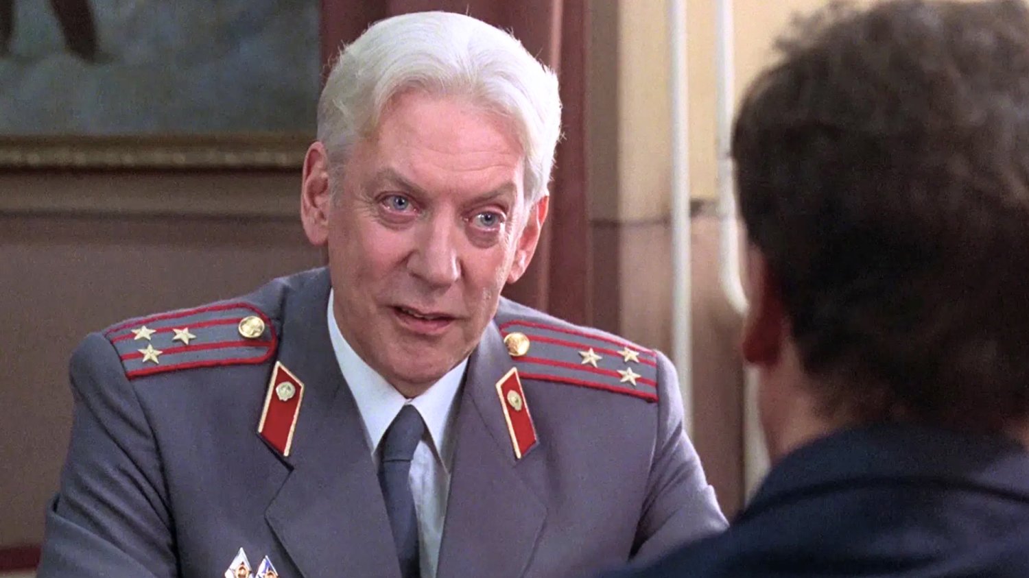 Donald Sutherland w filmie "Obywatel X"