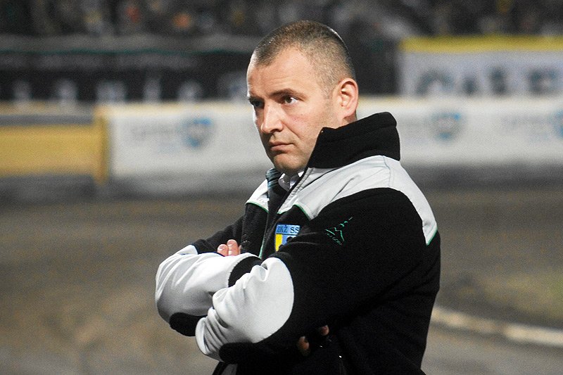 Senator i wieloletni prezes zielonogórskiego Falubazu podjął stanowczą walkę z kibolami swojej drużyny.