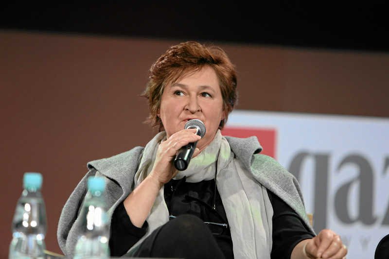 Magdalena Środa przekonuje, że przeprosiny abpa Michalika nie są szczere.