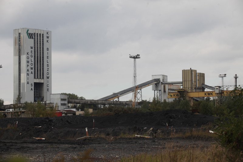 W efekcie potężnego wstrząsu w kopalni Bielszowice zginął jeden górnik.
