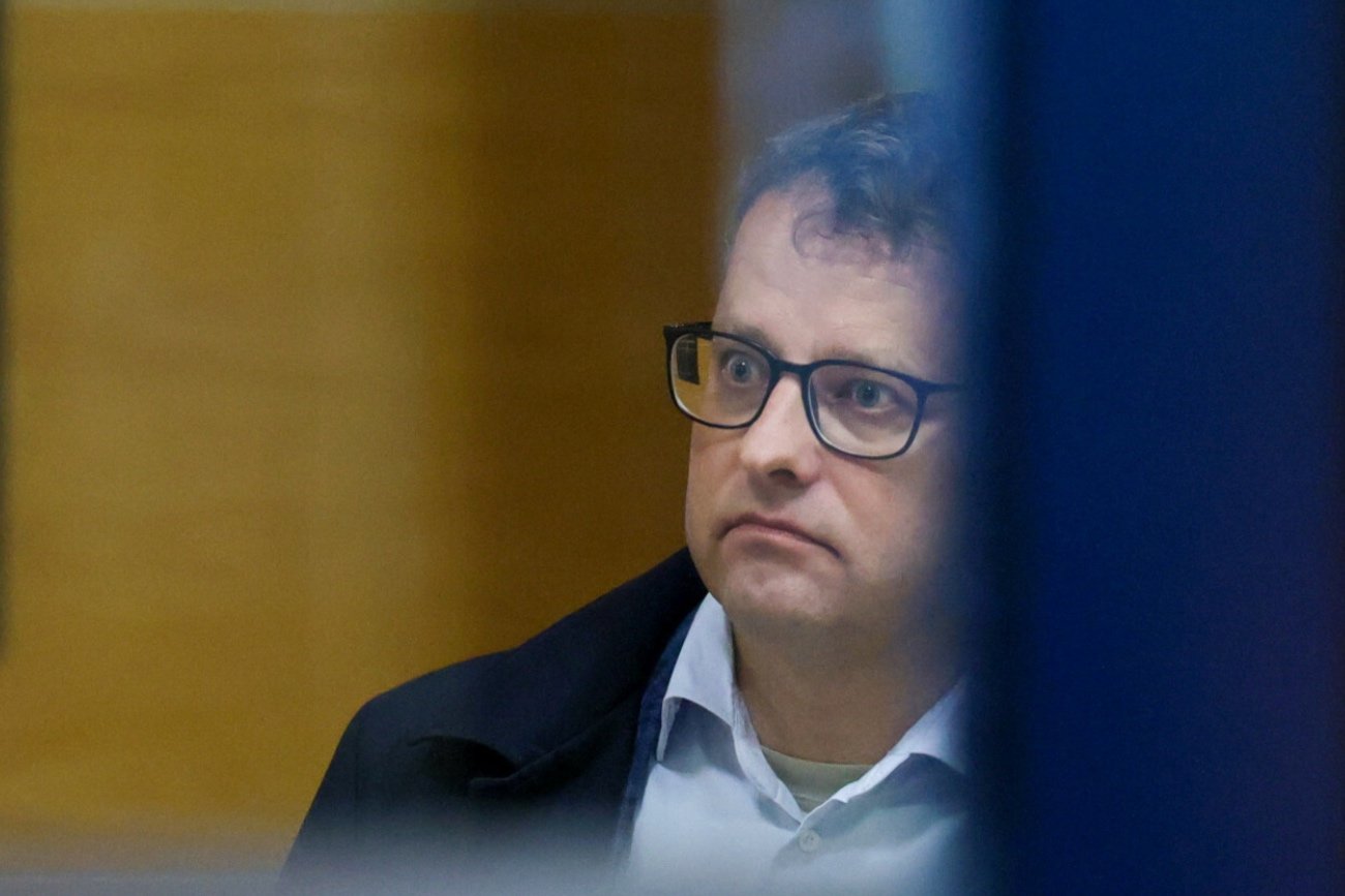 Gdzie jest Romanowski? Policja szuka byłego ministra sprawiedliwości.