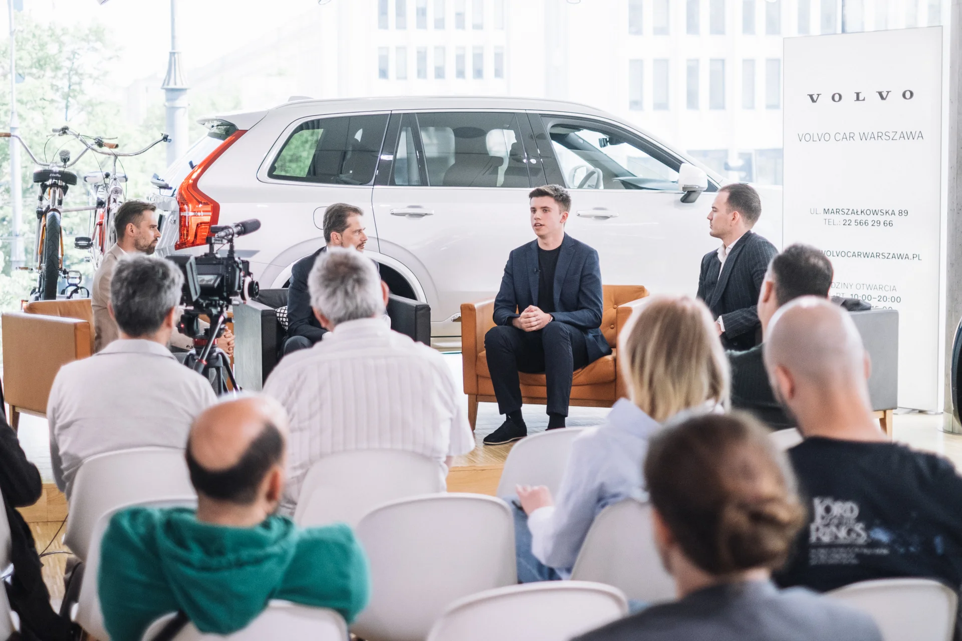 Konferencja w salonie Volvo Car Warszawa