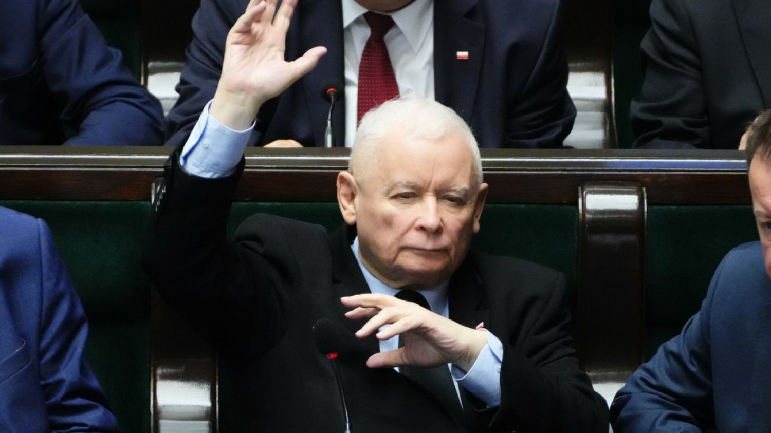 Kaczyński reaguje na doniesienia ws. Nawrockiego. Nie wyklucza tego scenariusza. Kaczyński reaguje na aferę wokół Nawrockiego. Mówi o sfałszowaniu dokumentu.