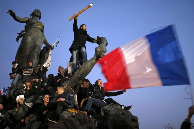 Francja nie poddaje się islamofobii