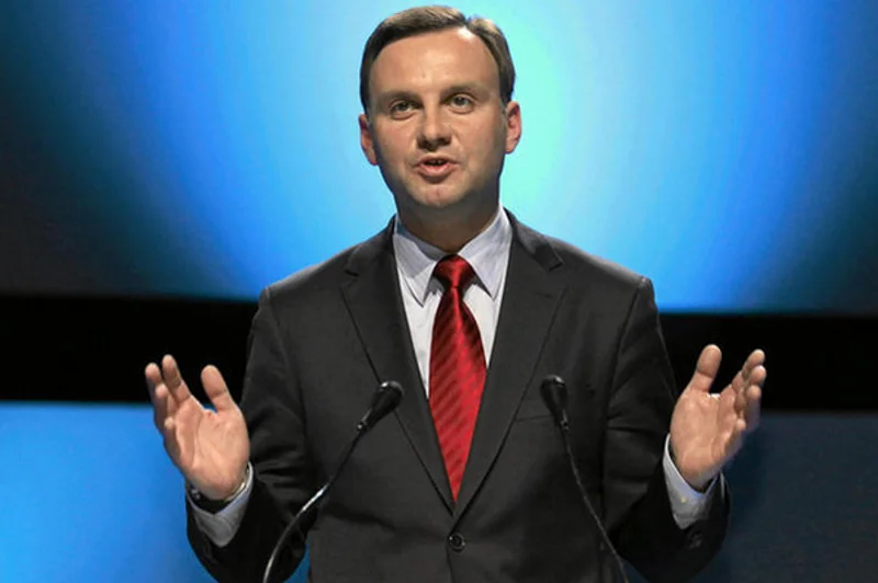 Andrzej Duda, nie zrealizuje samodzielnie swoich obietnic.
