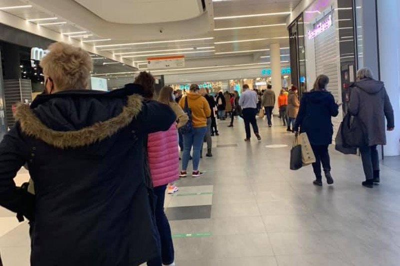 Od 15 marca sklepy w galeriach handlowych w woj. mazowieckim i lubuskim będą zamknięte