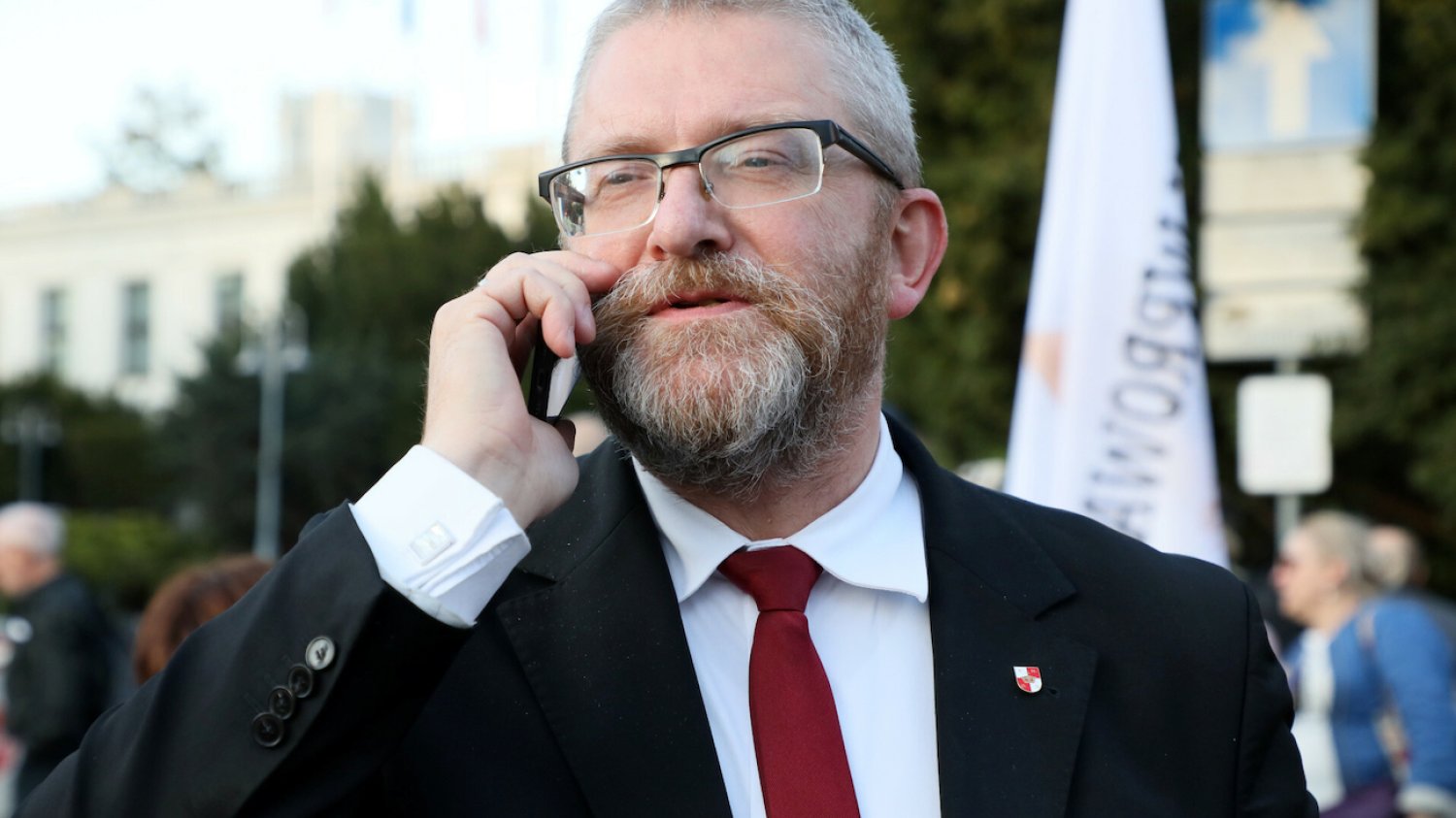 Grzegorz Braun ma wystartować w wyborach do PE